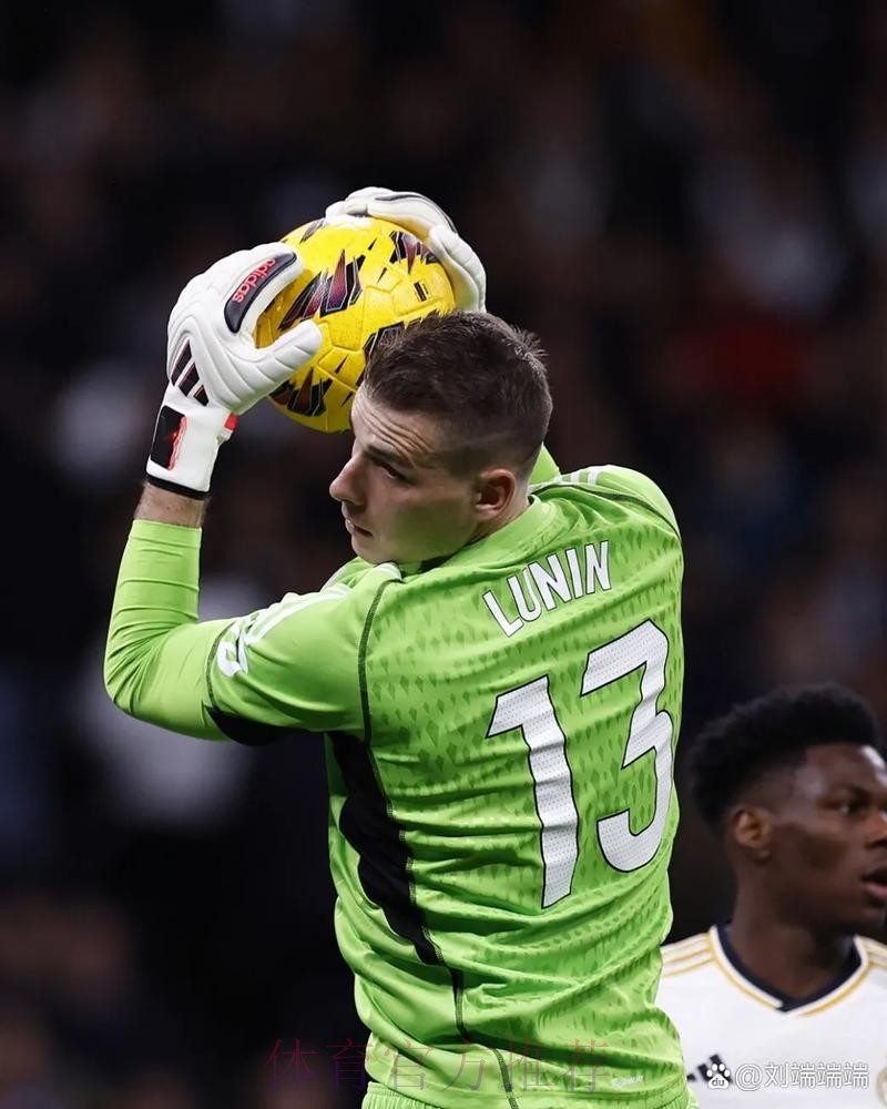 对手0射正!卢宁:感谢球队 今天我的手指都冻僵了 对手0射正!卢宁:感谢球队 今天我的手指都冻僵了