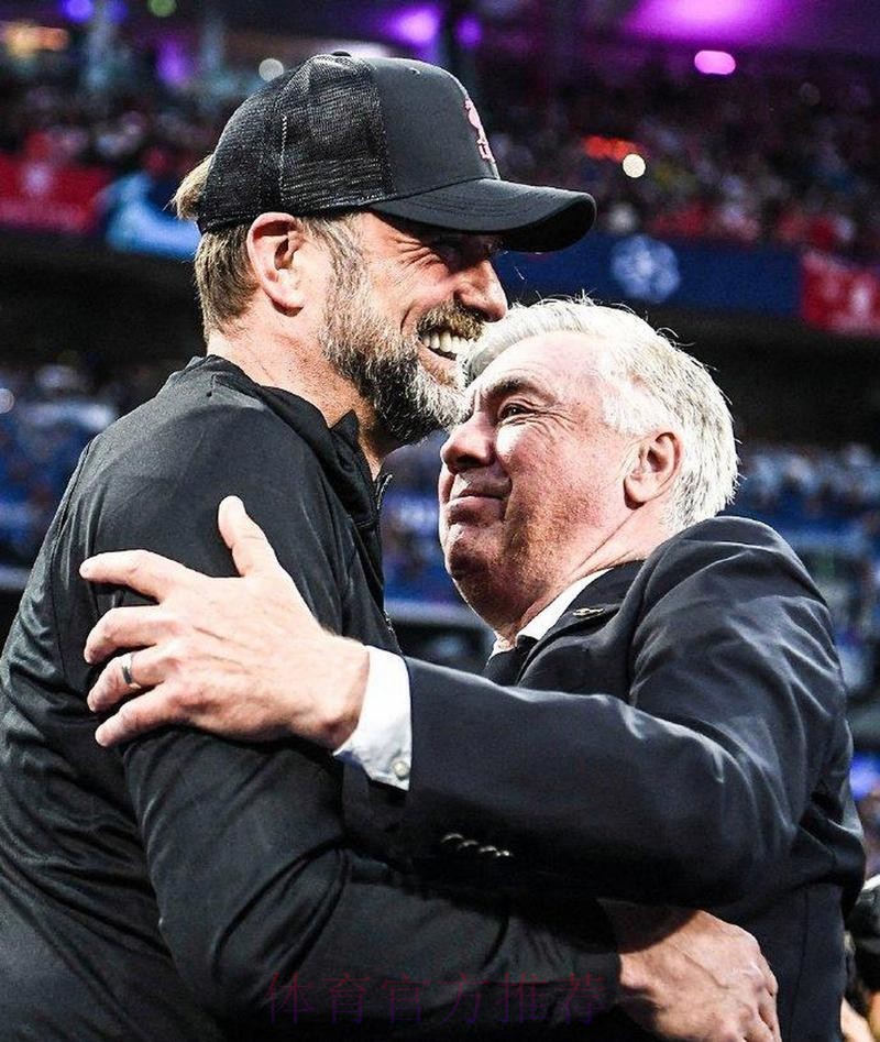 安帅:和克洛普关系很好 上次他送了我礼物电子烟 安帅:和克洛普关系很好 上次他送了我礼物电子烟